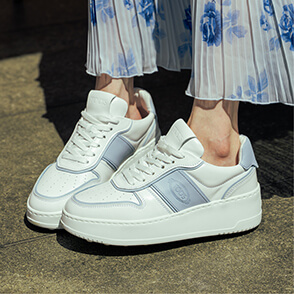 Tod's 台灣限定色皮革休閒鞋